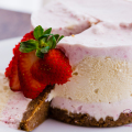 Strawberries & Honey No-Churn Ice Cream Cake with Speculoos crust.